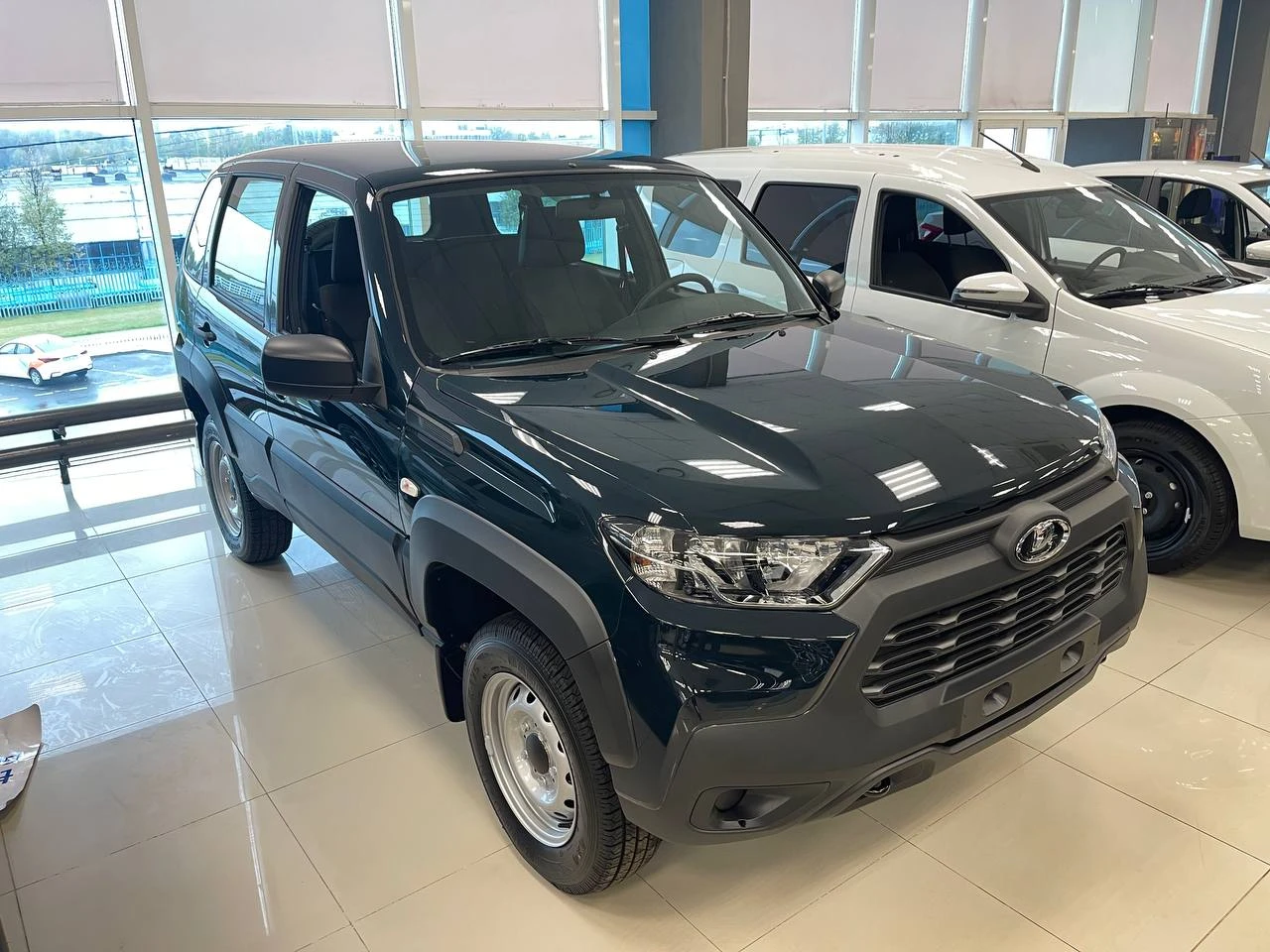 Lada Niva Travel 